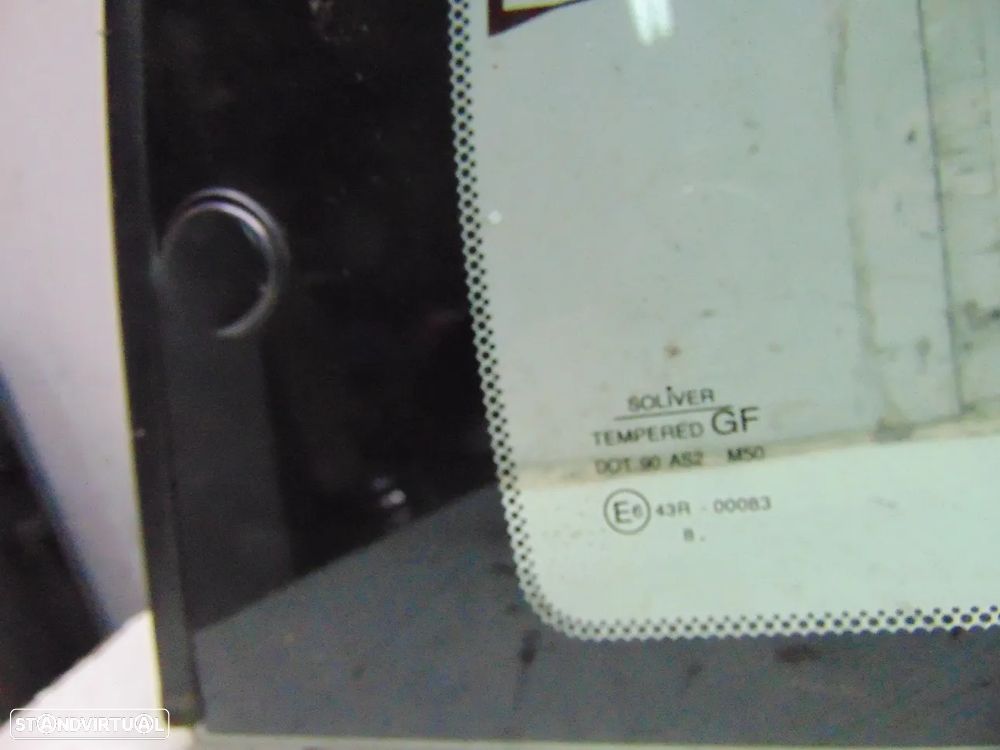 Opel Frontera B vidro mala - 2