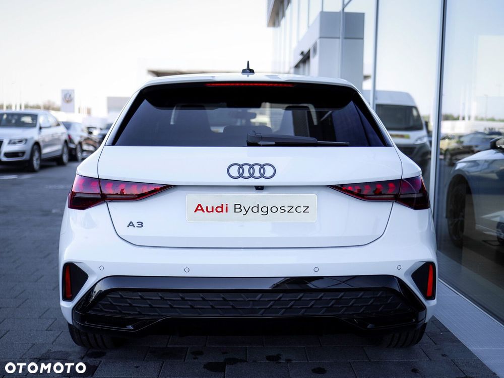 Audi A3 Sportback - 11