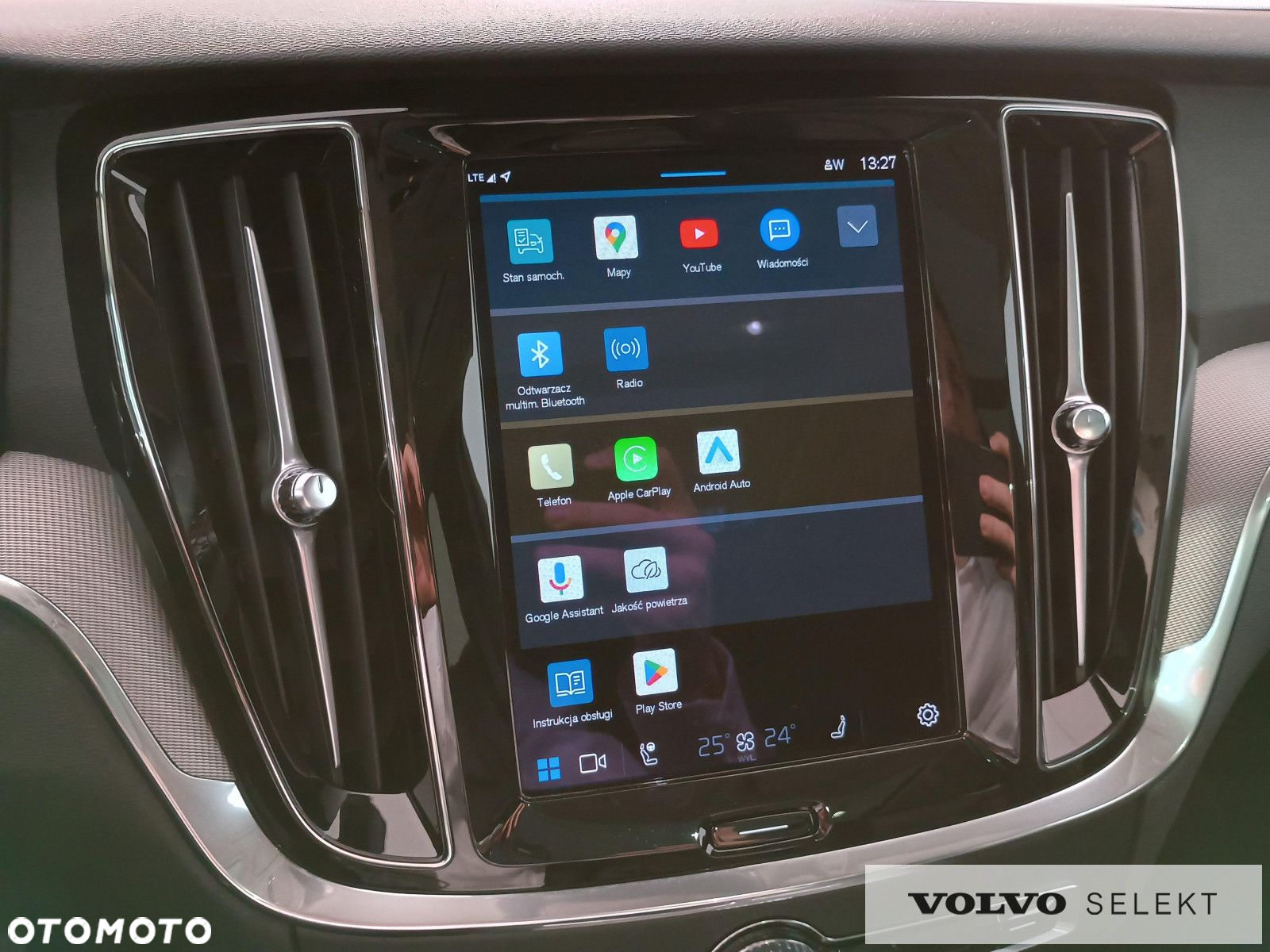 Volvo V60 Cross Country - 15