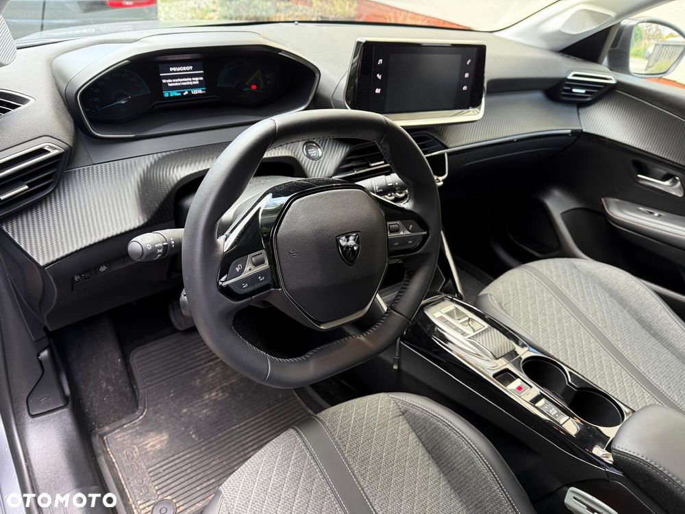 Peugeot 208 e-208 54kWh Allure - 5