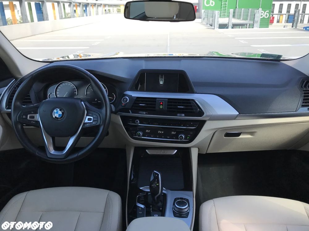 BMW X3 xDrive20d Business Edition - 25
