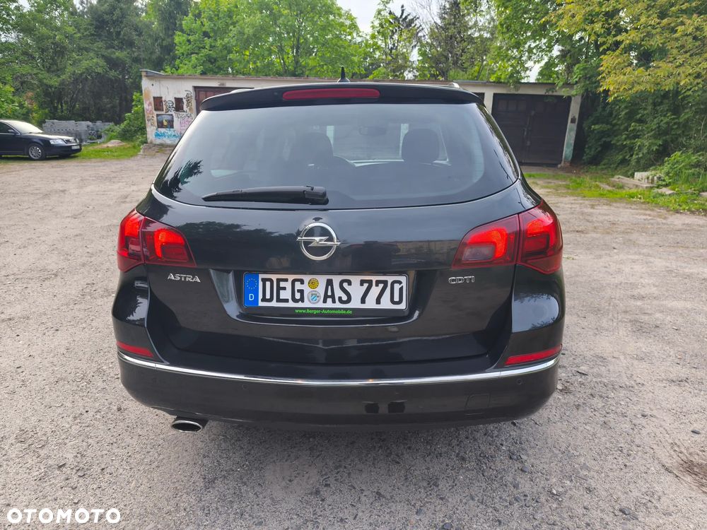 Opel Astra 2.0 CDTI DPF SportsTourer Exklusiv - 5