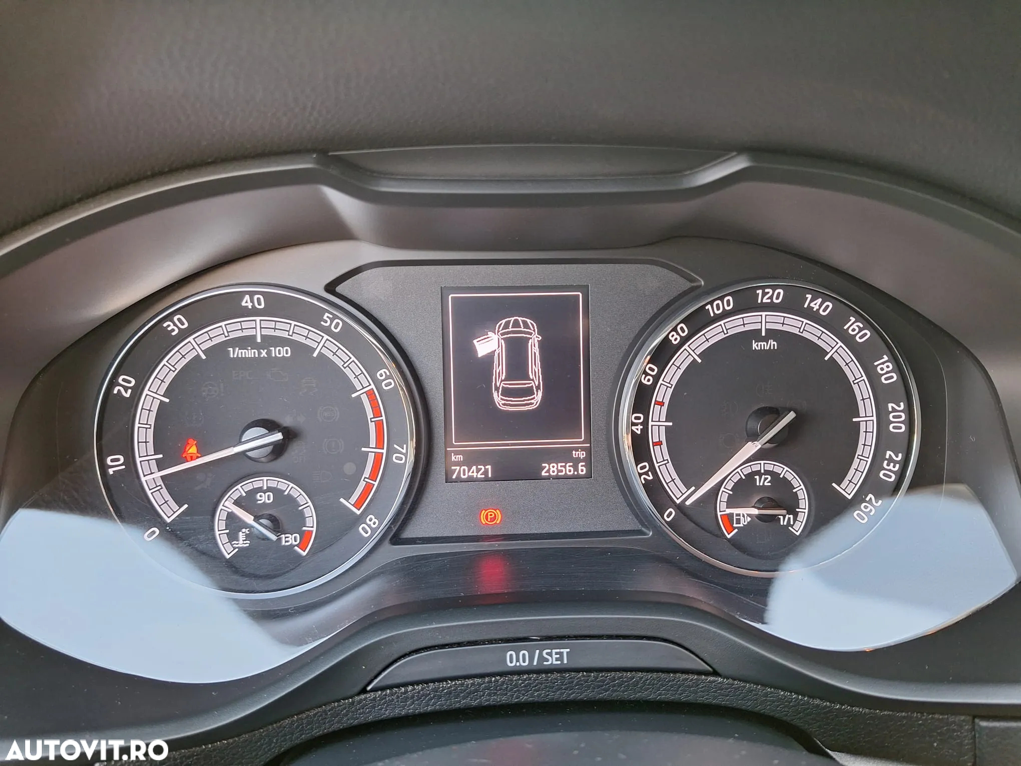Skoda Karoq 1.5 TSI Ambition - 19