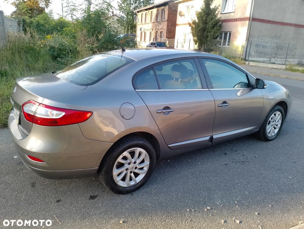 Renault Fluence 1.6 16V Limited - 23