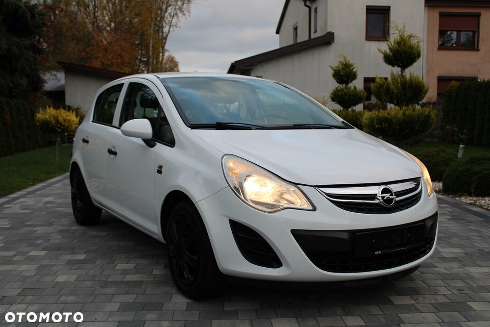 Opel Corsa 1.2 16V Essentia - 3