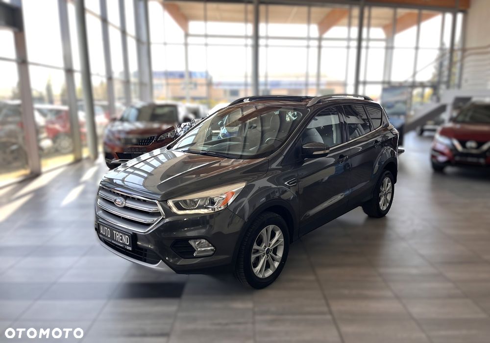 Ford Kuga 2.0 TDCi 2x4 Titanium - 1