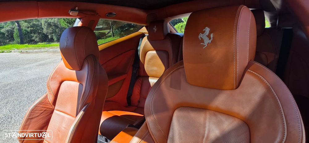Ferrari FF 6.3 V12 - 26