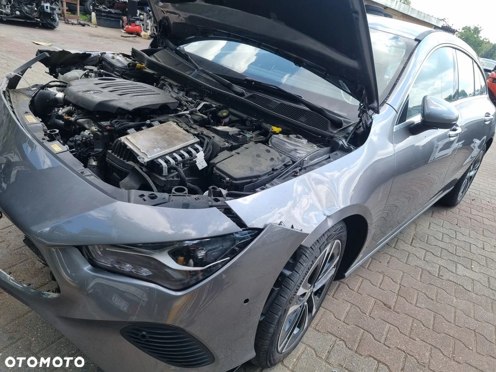 Mercedes-Benz CLA - 9