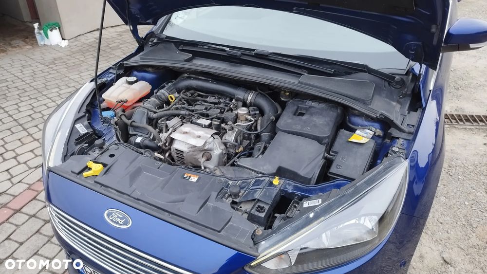 Ford Focus 1.0 EcoBoost Titanium - 17