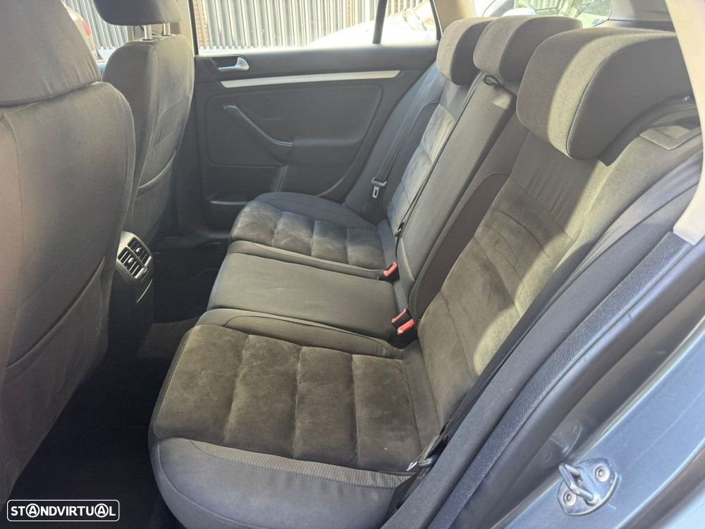 VW Golf Variant 1.6 TDi Highline - 11
