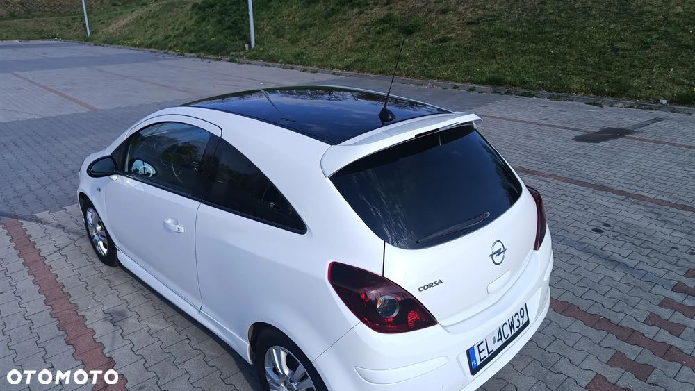 Opel Corsa 1.4 16V Limited Edition - 18