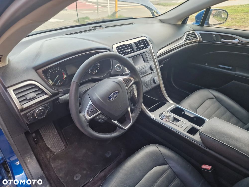 Ford Fusion 2.0 EcoBoost Titanium - 6