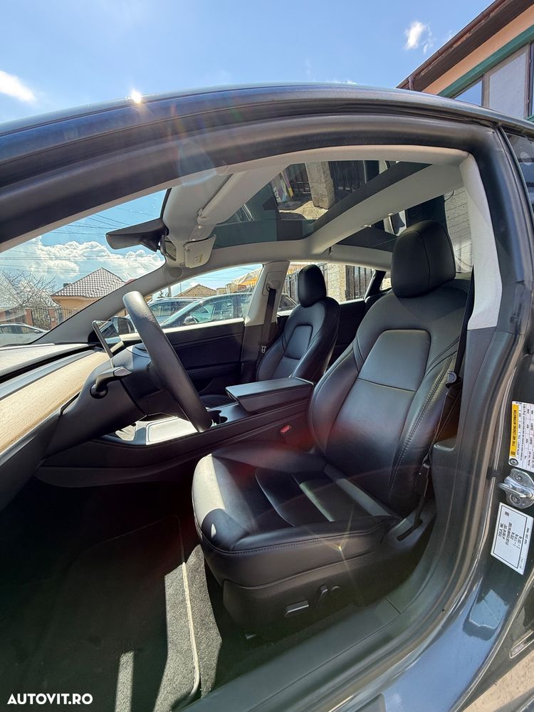 Tesla Model 3 Langstreckenbatterie Allradantrieb Dual Motor - 7