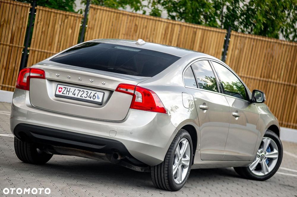 Volvo S60 - 13