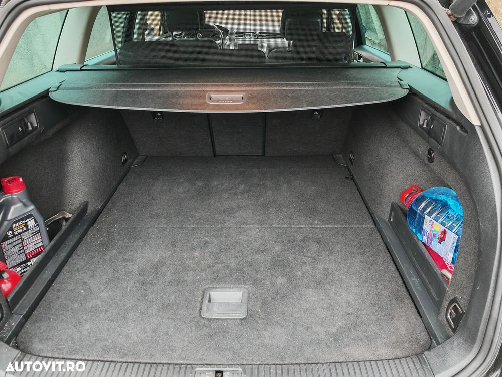 Volkswagen Passat Variant 2.0 TDI DSG Comfortline - 14