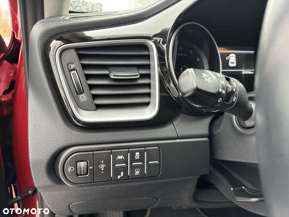 Kia XCeed 1.5 T-GDI L DCT - 23