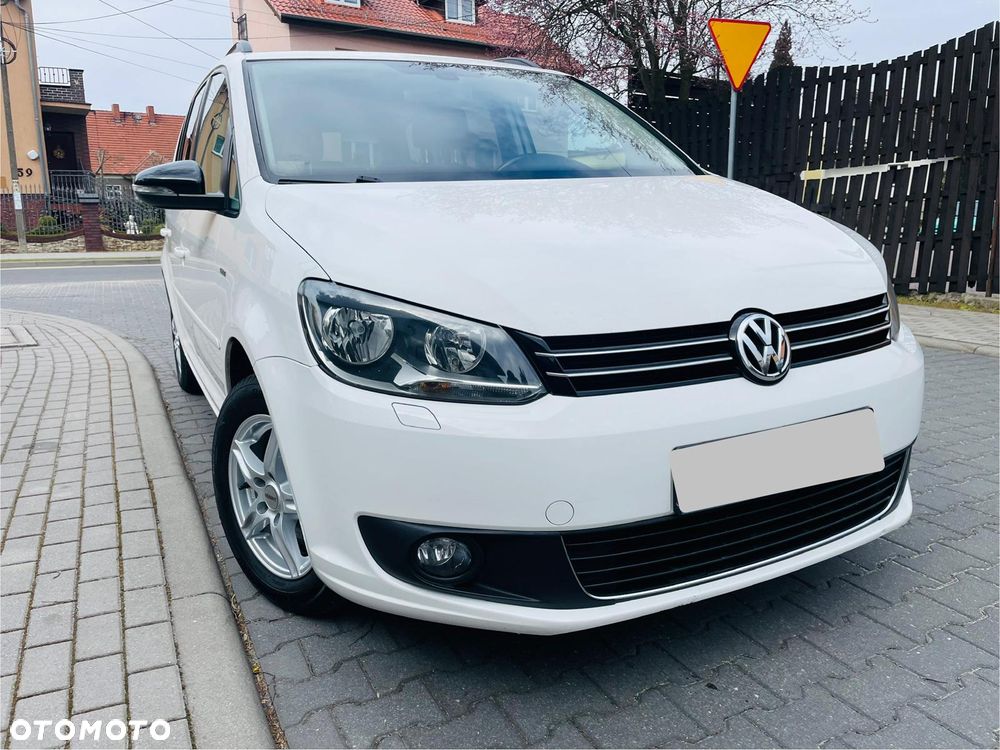 Volkswagen Touran 1.6 TDI DPF Highline - 2
