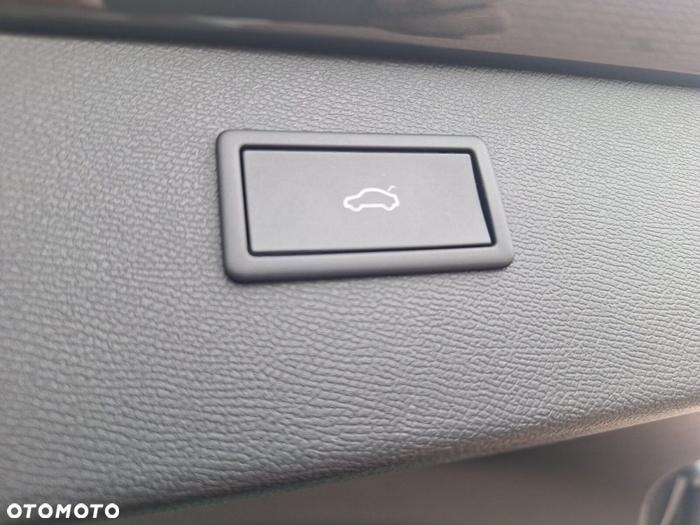 Cupra Formentor 1.4 e-Hybrid VZ DSG - 11