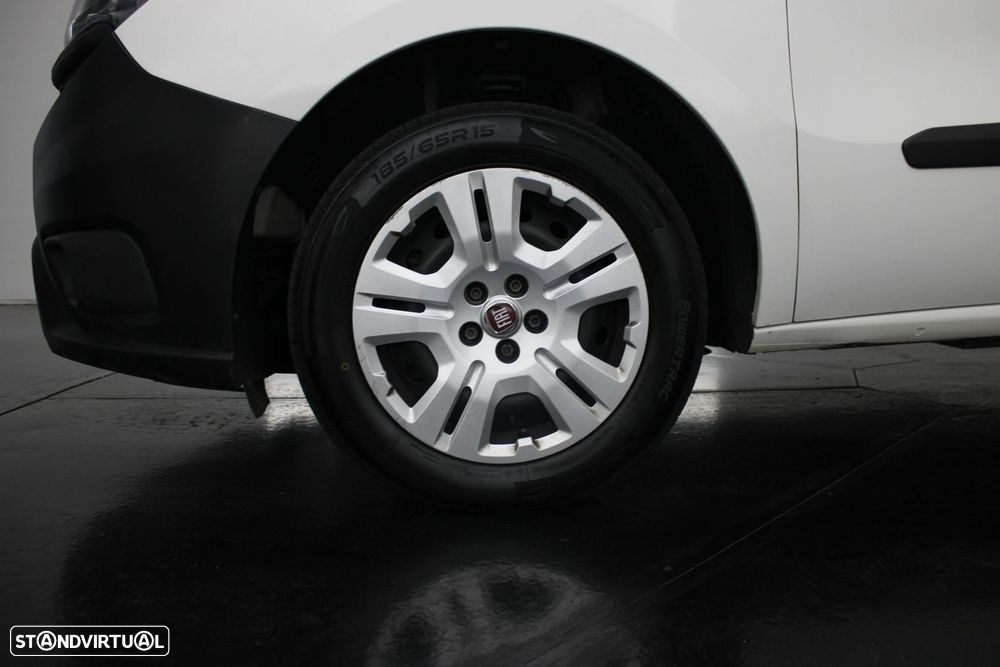 Fiat DOCLO CARGO 1.6 MTJET 3L - 21