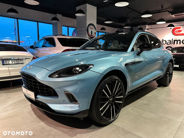 Aston Martin DBX