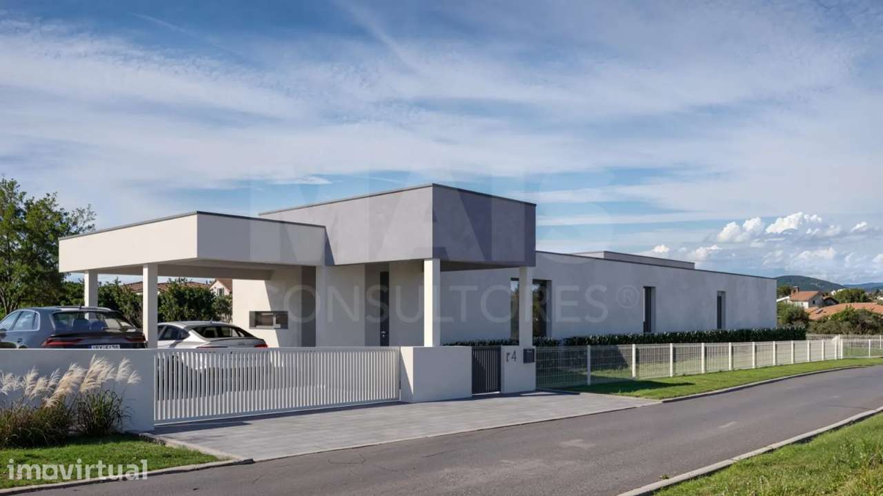 Terreno c/ Projecto Aprovado p/ Moradia T3 c/ 3 Suites, Parqueament... - Grande imagem: 2/14