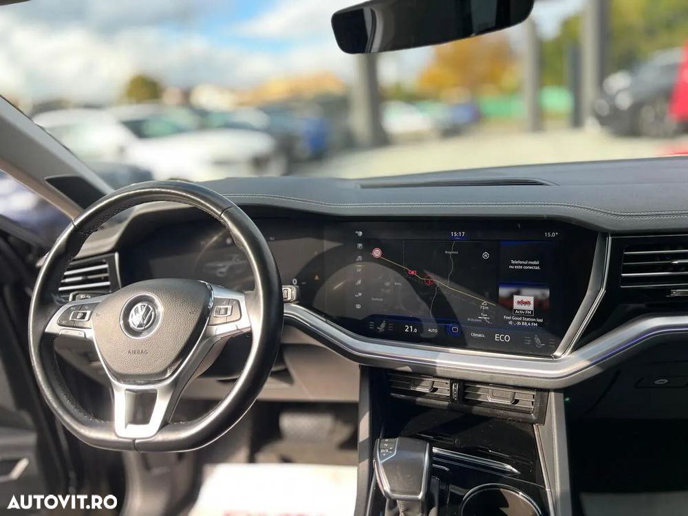 Volkswagen Touareg V6 TDI Elegance - 21