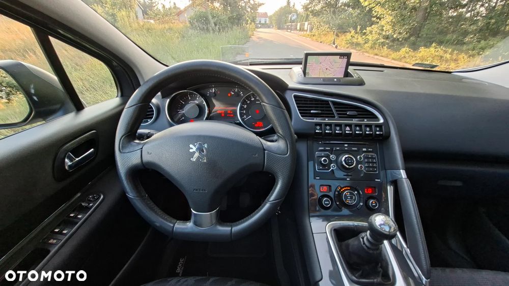Peugeot 3008 1.6 Premium - 32