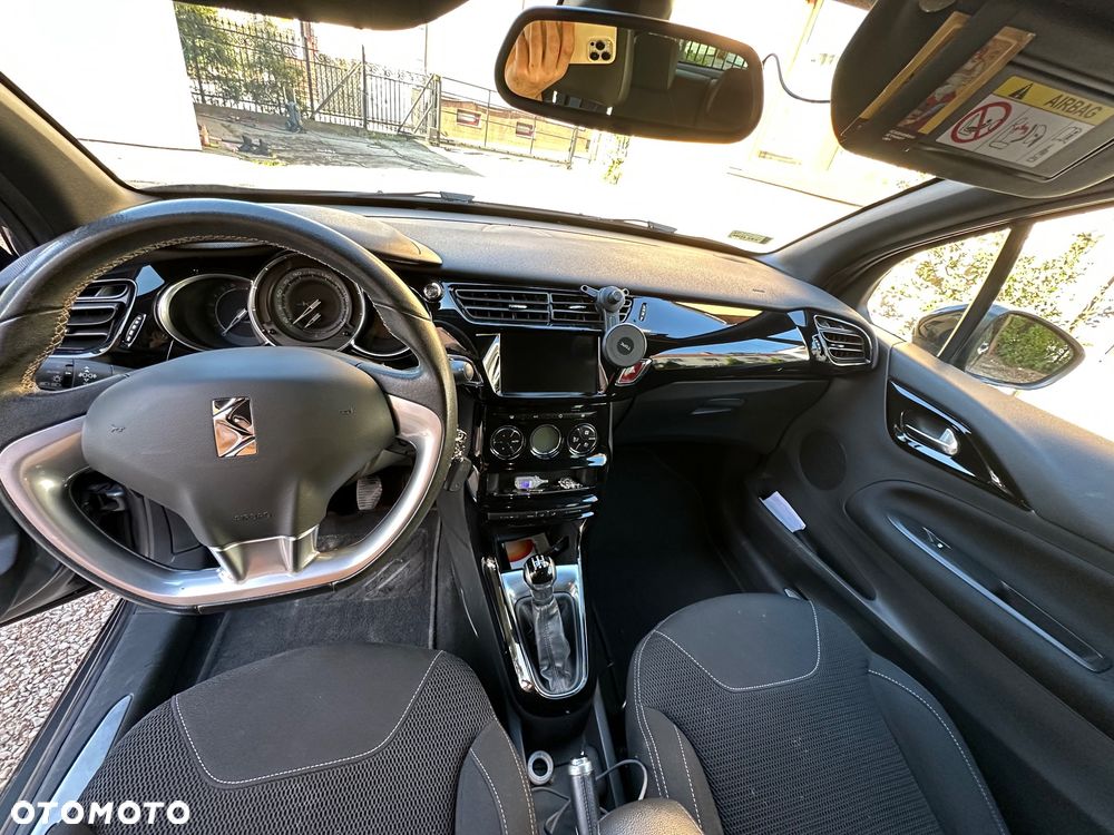 Citroën DS3 PureTech 110 Start & Stop SoChic - 8