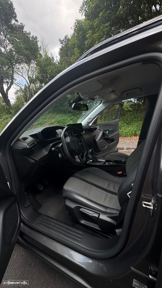 Peugeot 2008 1.2 PureTech Allure Pack - 12
