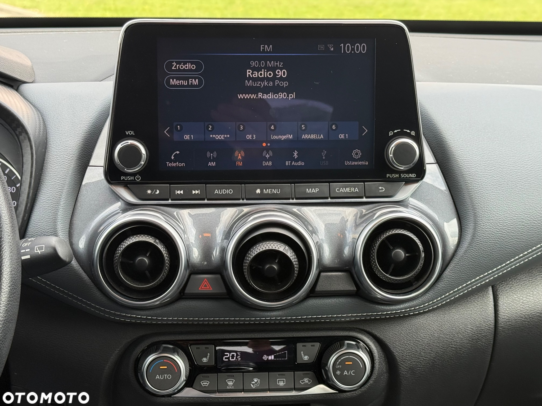 Nissan Juke 1.0 DIG-T N-Connecta - 27