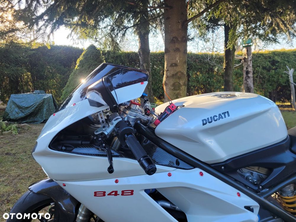 Ducati 848 - 21