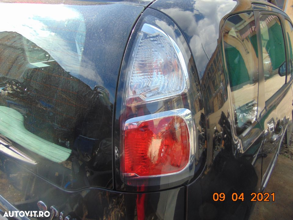 Stop Citroen c3 picasso 2009-2016 stopuri stanga dreapta lampa tripla dezmembrez - 3
