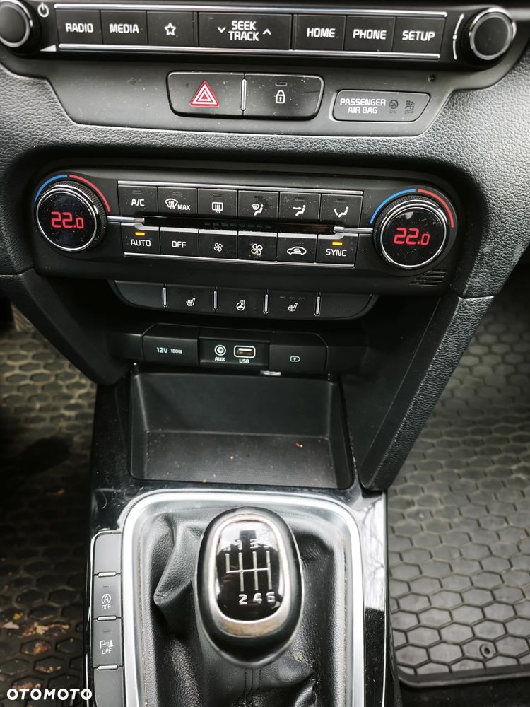 Kia Ceed 1.6 CRDi SCR L Business Line - 7