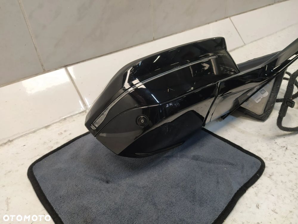 BMW 7 G70 M-POWER LUSTERKO ZEWNĘTRZNE PRAWE ASFERYCZNE ASYSTENT FOTOCHROM KAMERA 9+8+1 PIN KOMPLETNE UK ORYGINAŁ - 10