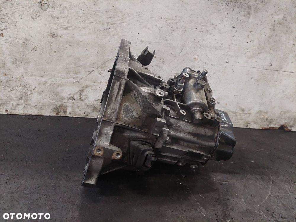 SKRZYNIA BIEGÓW TOYOTA YARIS I 1.4 D4D - 4