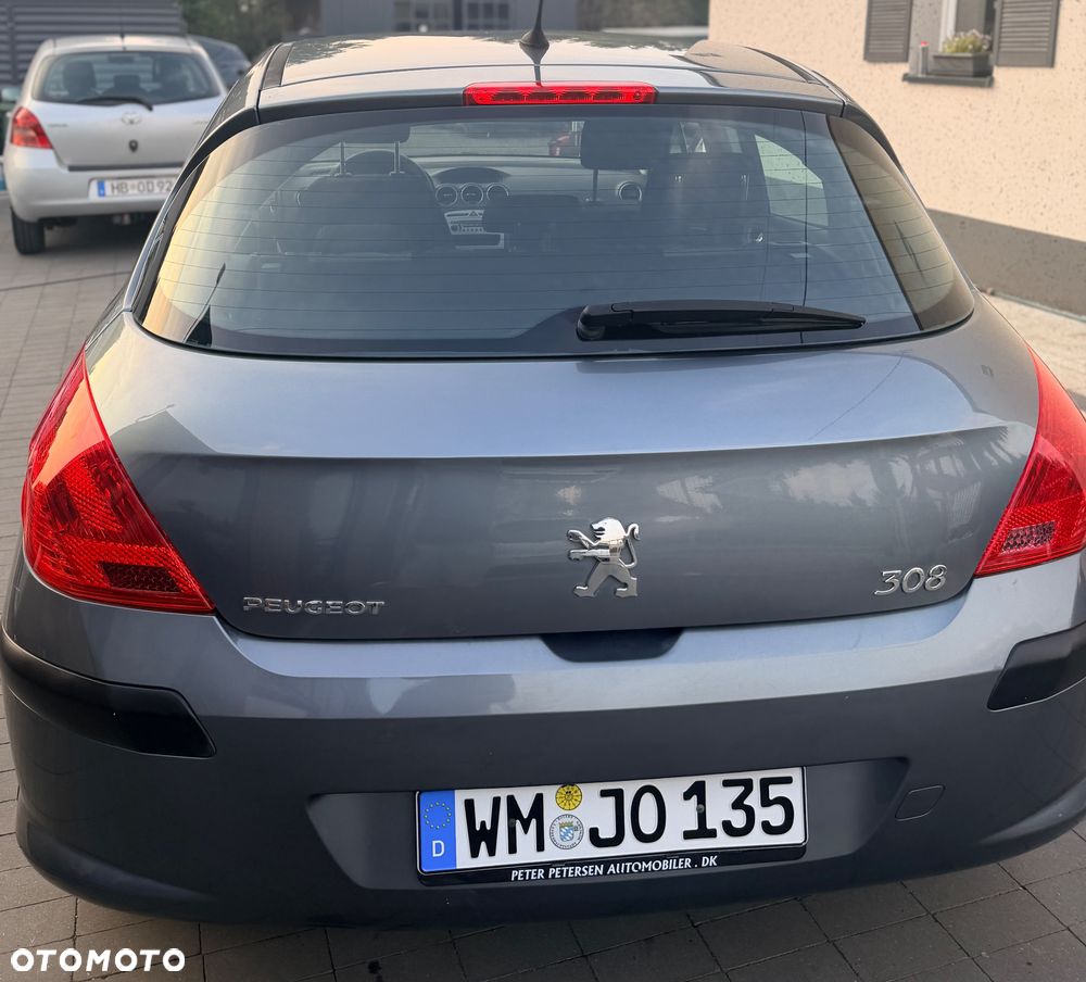 Peugeot 308 1.6 Premium - 26