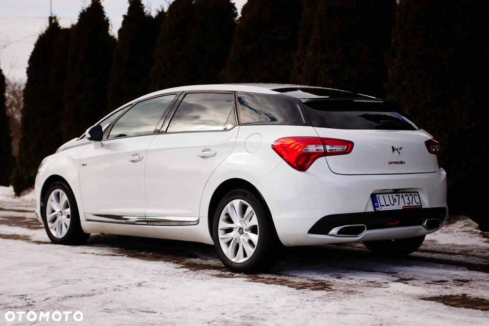 Citroën DS5 Hybrid4 EGS6 SportChic - 3