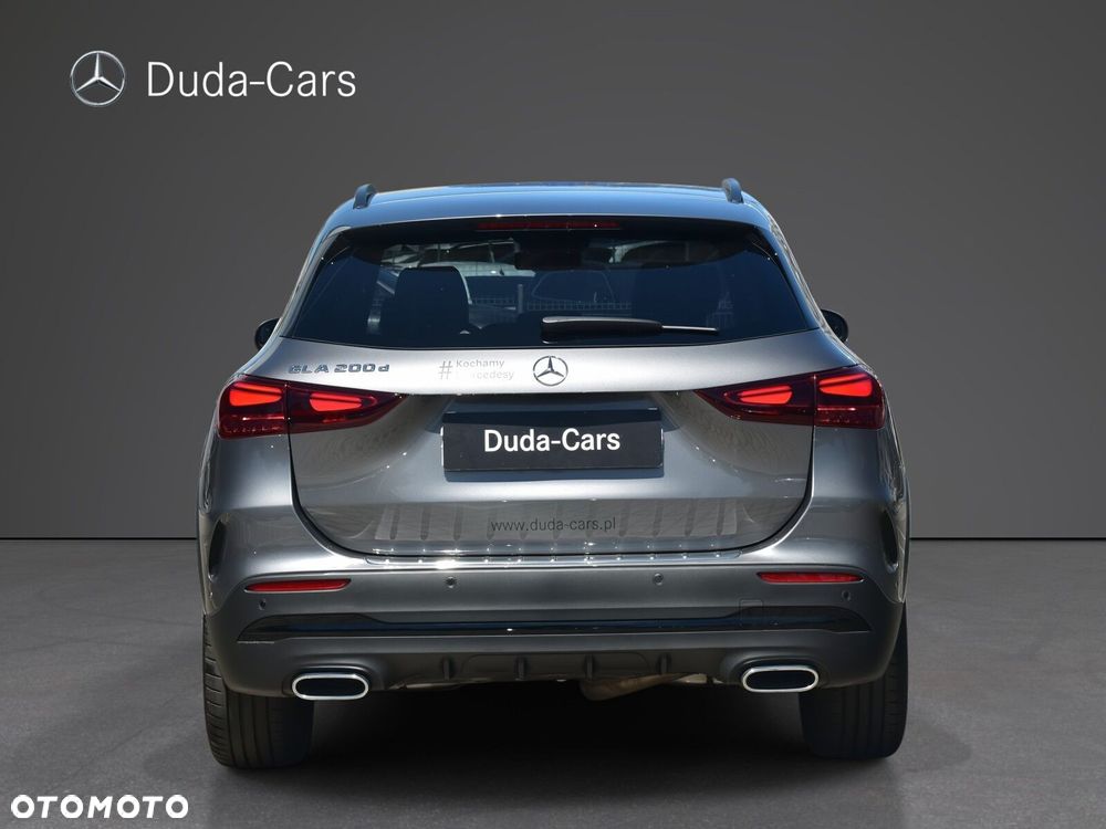 Mercedes-Benz GLA 200 d AMG Line 8G-DCT - 5