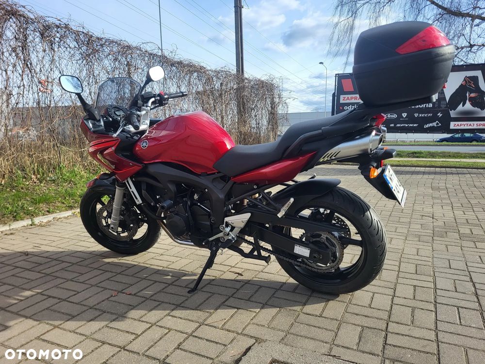Yamaha FZ6 - 3