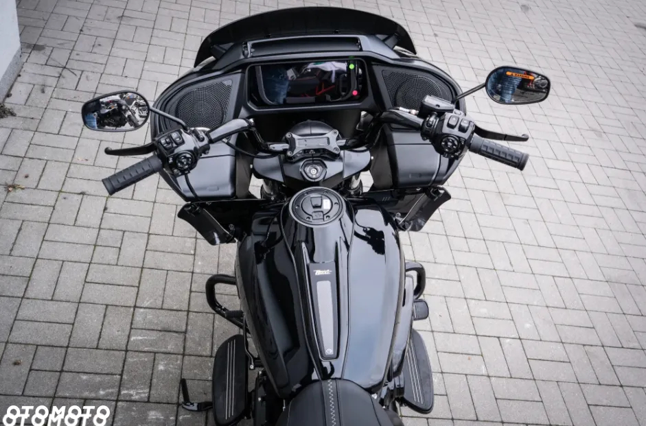 Harley-Davidson Touring Road Glide - 29