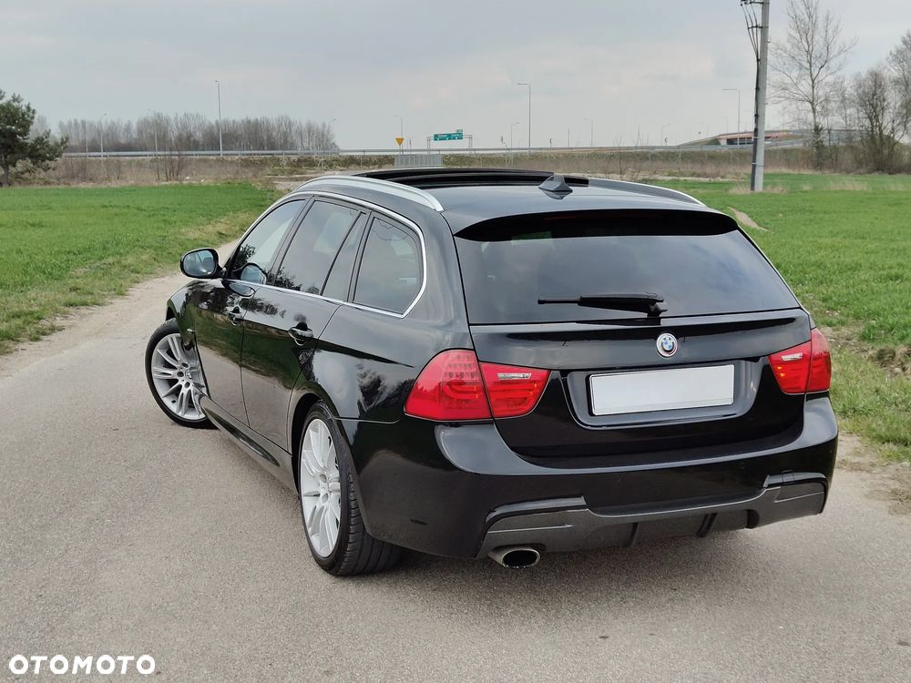 BMW Seria 3 318d DPF Edition Sport - 11