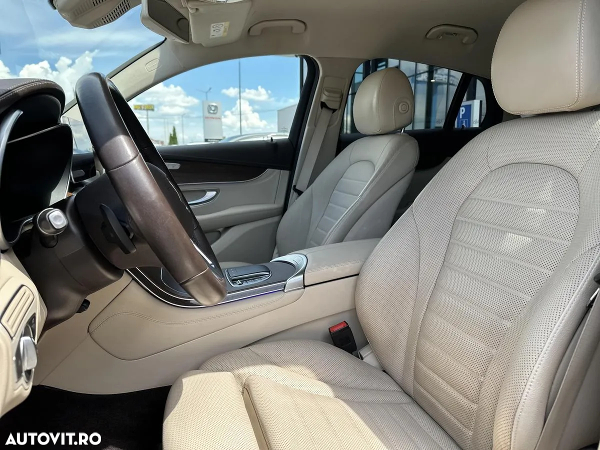 Mercedes-Benz GLC 300 d 4MATIC - 13