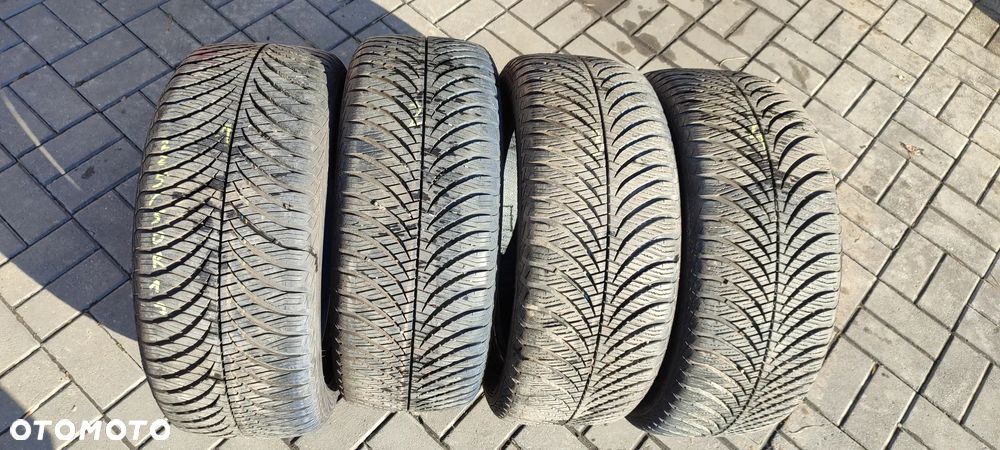 OPONY WIELOSEZONOWE 225/50R17 98V GOODYEAR VECTOR 4SEASONS GEN2 (0219) WIELKOSEZONOWE KOMPLET 4 SZTUKI - 1