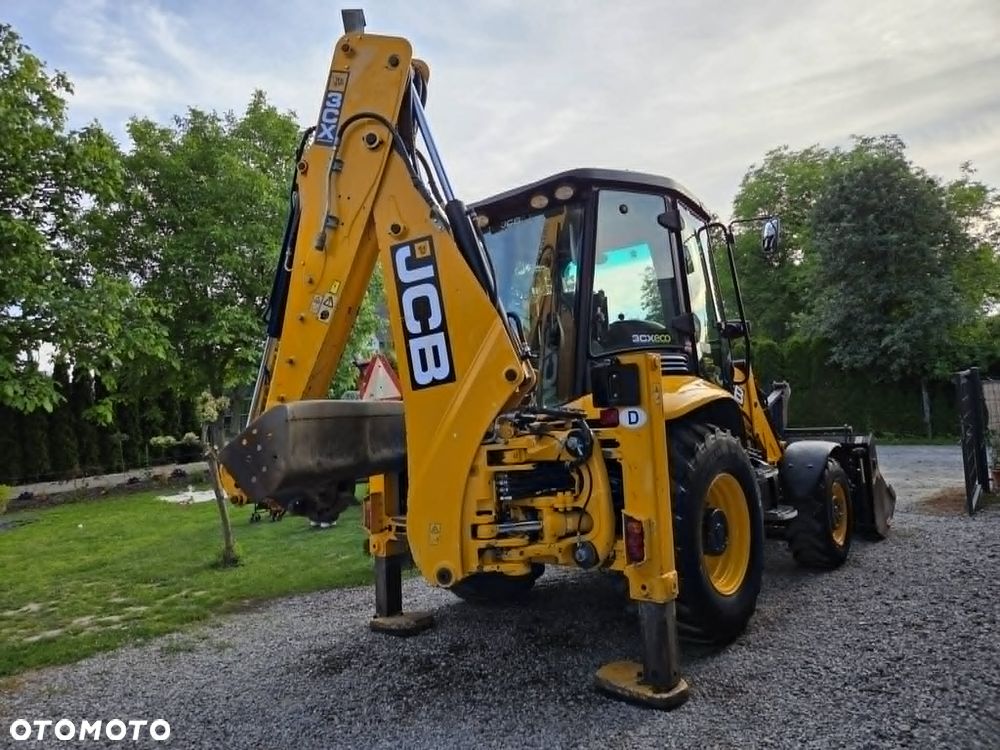 JCB 3CX - 12