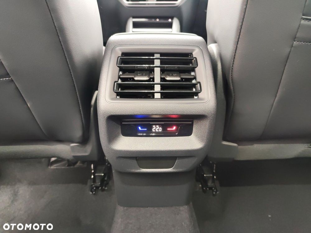 Volkswagen Tiguan 2.0 TDI 4Mot Elegance DSG - 27