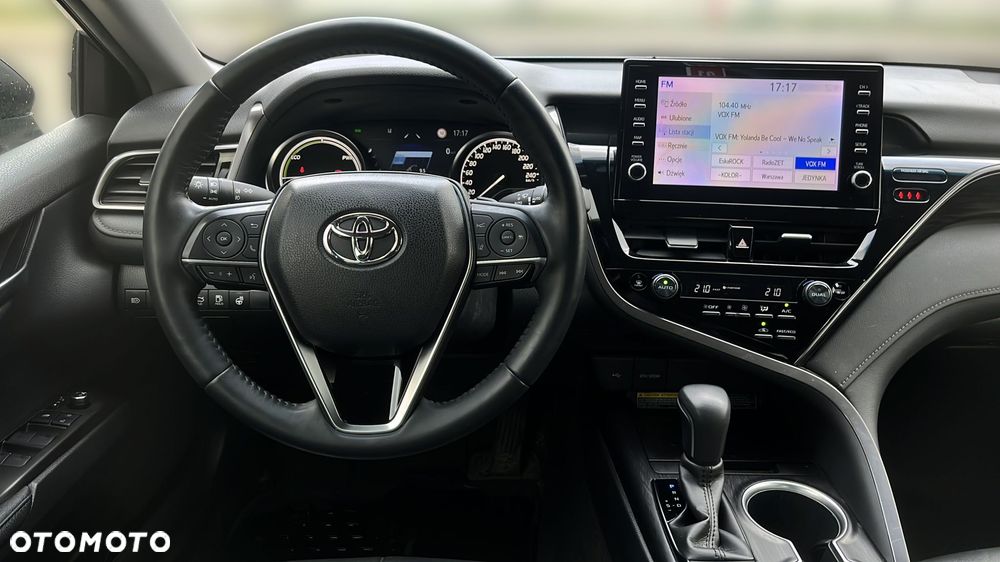 Toyota Camry 2.5 Hybrid Executive CVT - 12