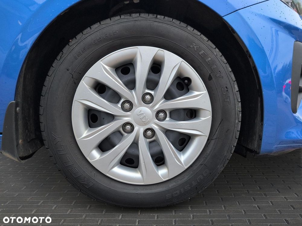 Kia Ceed 1.6 CRDi SCR M - 19