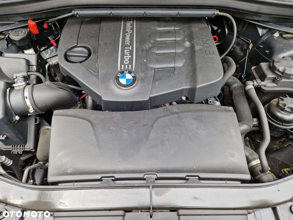 BMW X1 xDrive18d xLine - 17