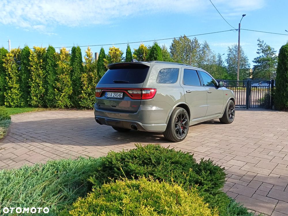 Dodge Durango 6.4 SRT - 7