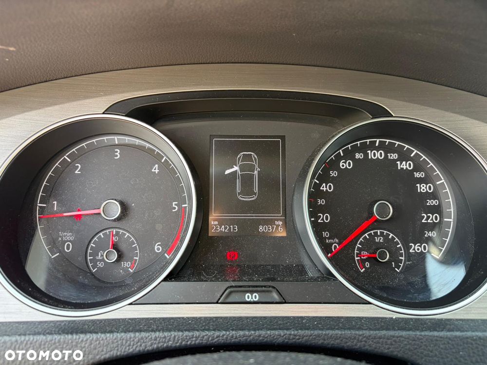 Volkswagen Golf 1.6 TDI 4Motion BlueMotion Technology Comfortline - 9